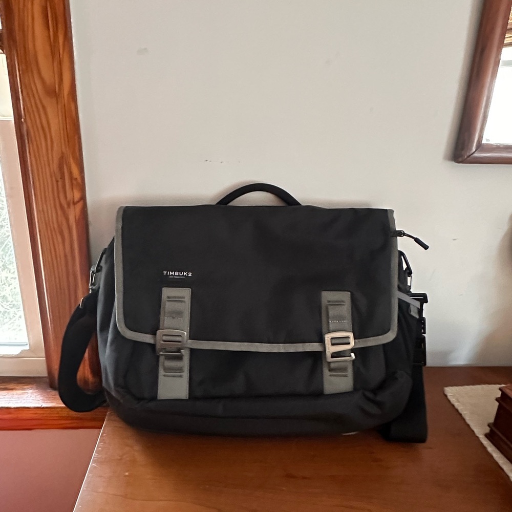 timbuk2 messenger bag